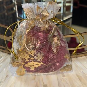 Gold foil Christmas leaves organza favor bags